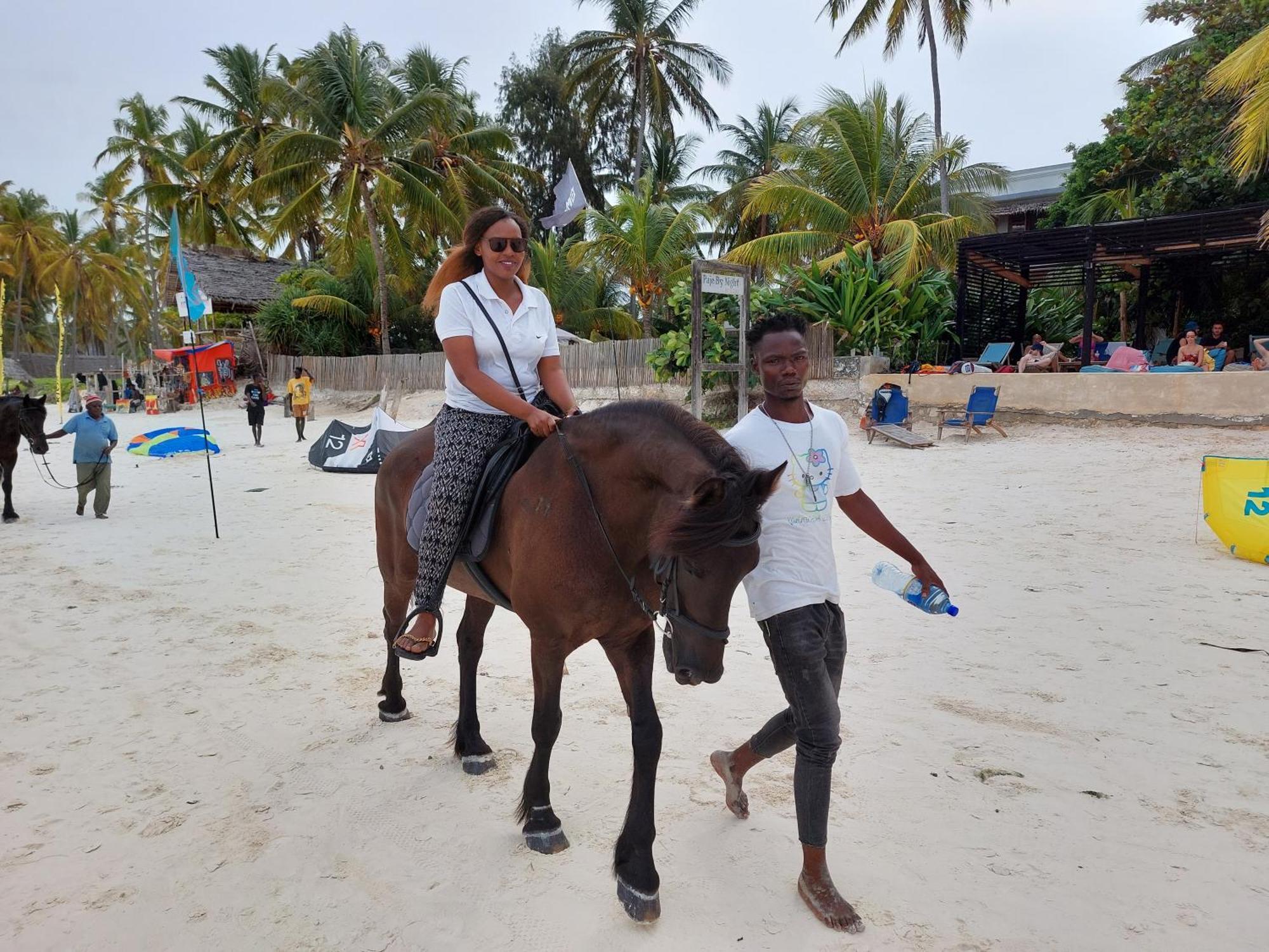 Holiday Time Bungalows Zanzibar Matemwe  Buitenkant foto